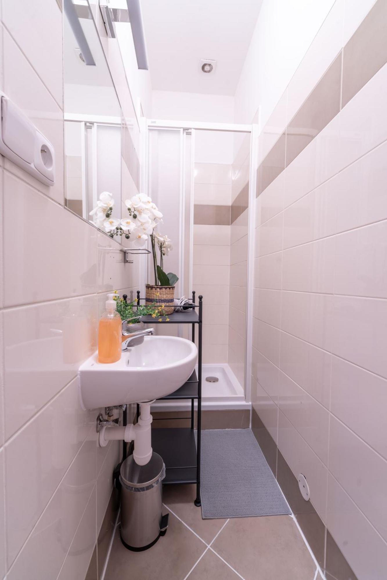 Albergue Stellar Female Praga